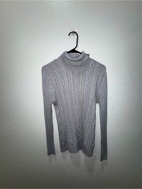 Emily Rose Light Gray Cable-Knit Turtleneck Sweater - Read Description